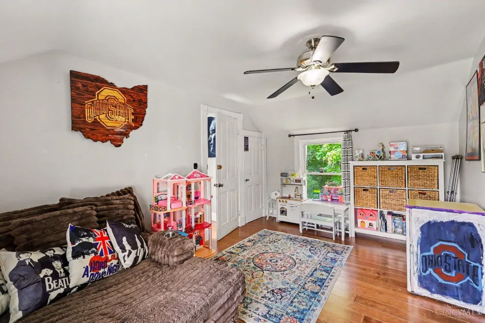 6735 Parkland Avenue Cincinnati, OH 45233