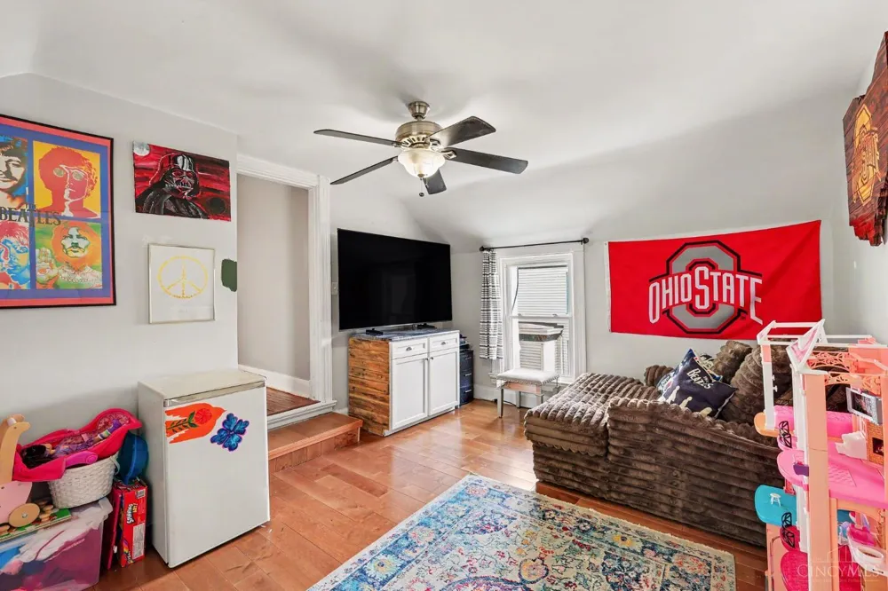 6735 Parkland Avenue Cincinnati, OH 45233