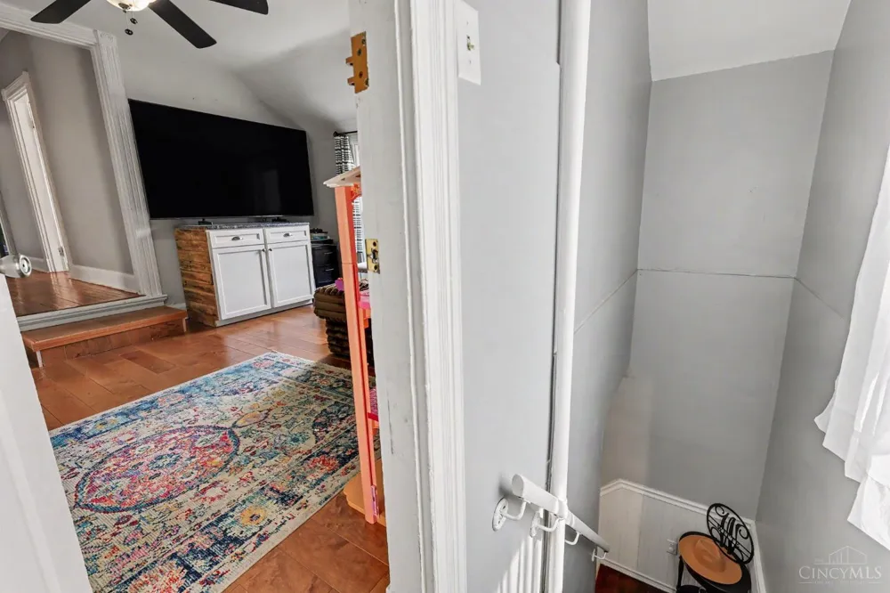 6735 Parkland Avenue Cincinnati, OH 45233