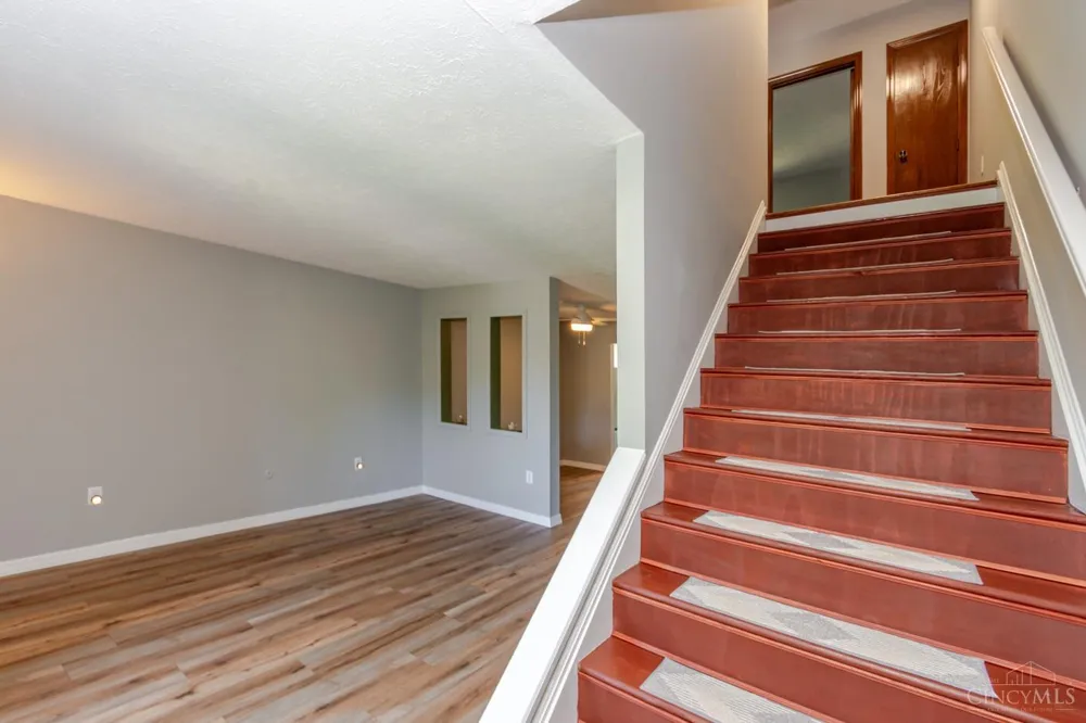 7816 Betsy Ross Circle Washington, OH 45459