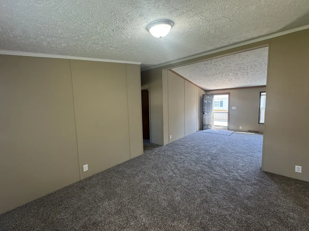 137 Apollo Flushing, MI 48433