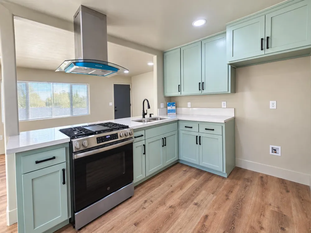 130 Grape Street Visalia, CA 93291