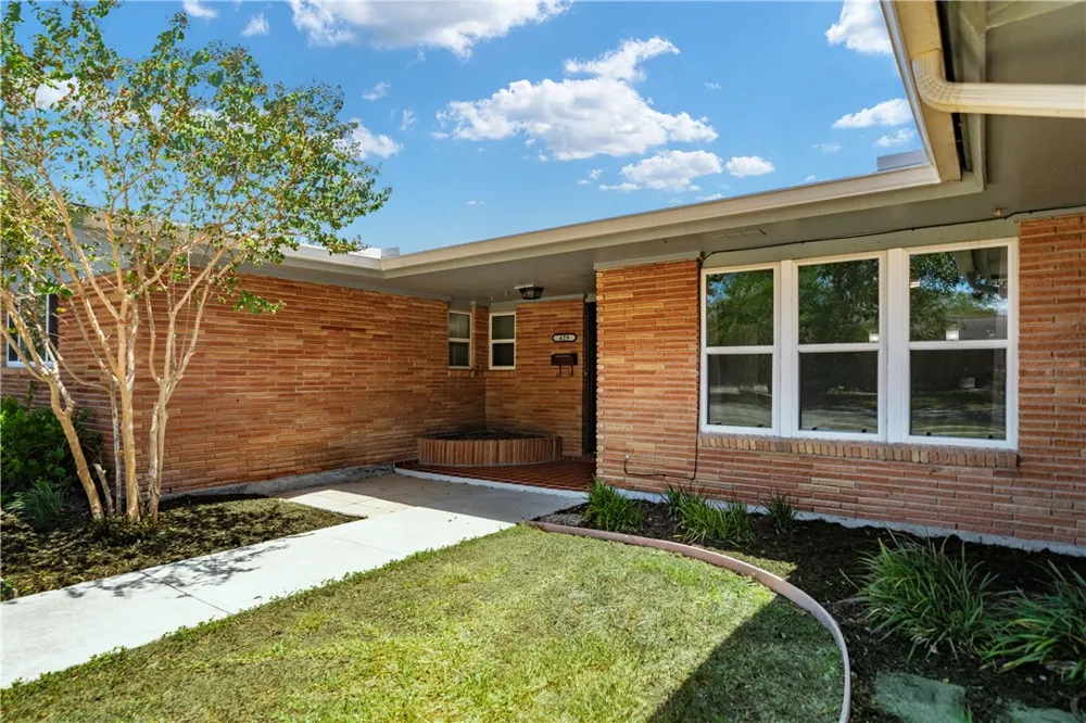 429 Montclair Drive Corpus Christi, TX 78412