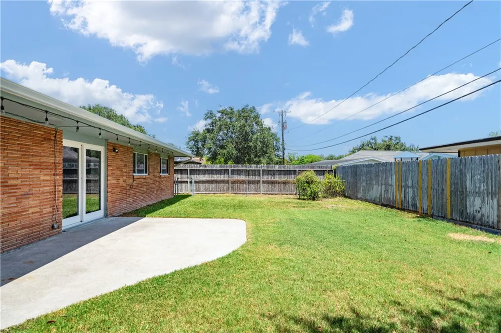 429 Montclair Drive Corpus Christi, TX 78412