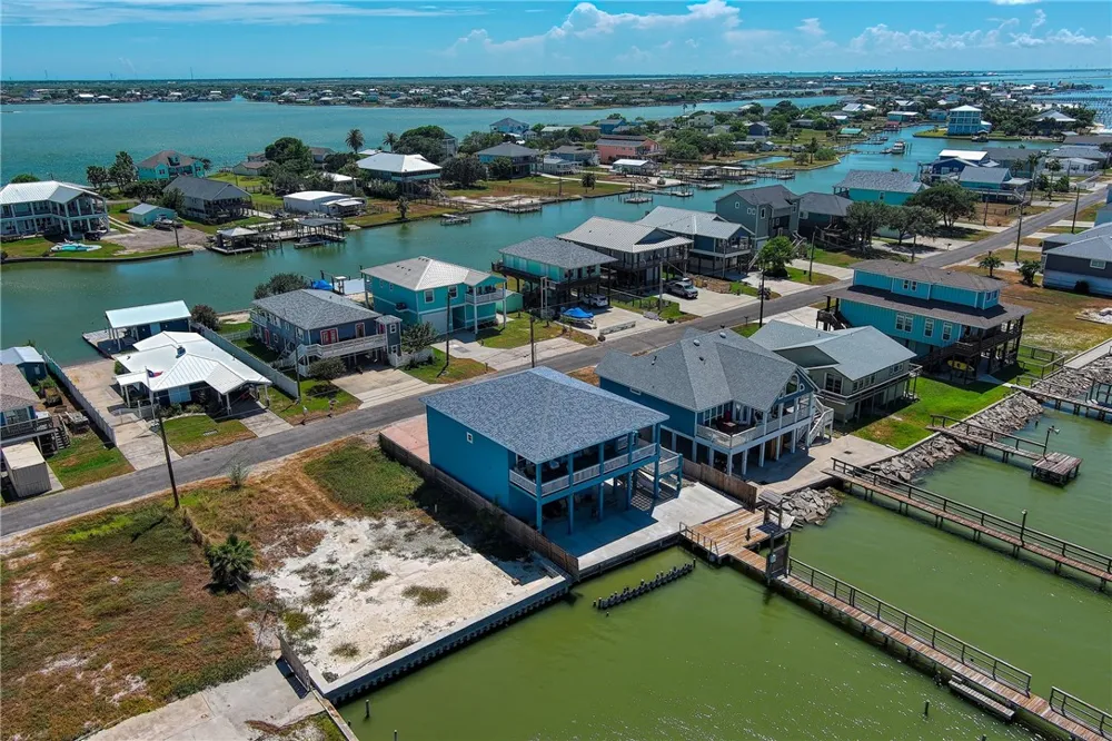150 Ridge Harbor Drive Rockport, TX 78382