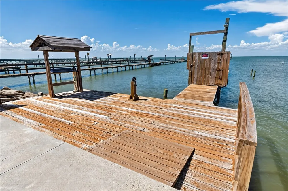 150 Ridge Harbor Drive Rockport, TX 78382