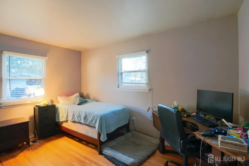 228 Curtin Avenue Burlington County, NJ 08015