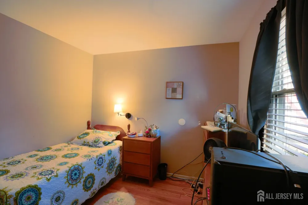 228 Curtin Avenue Burlington County, NJ 08015