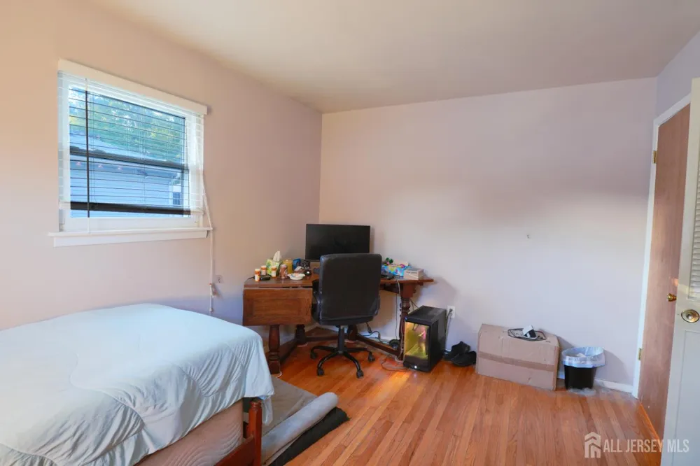 228 Curtin Avenue Burlington County, NJ 08015
