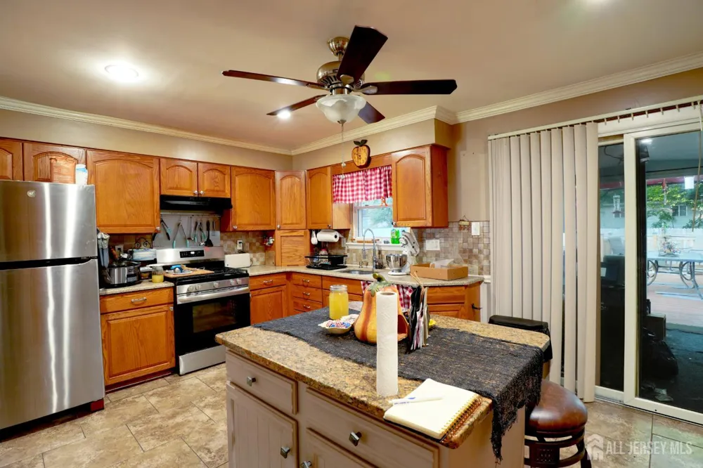 228 Curtin Avenue Burlington County, NJ 08015