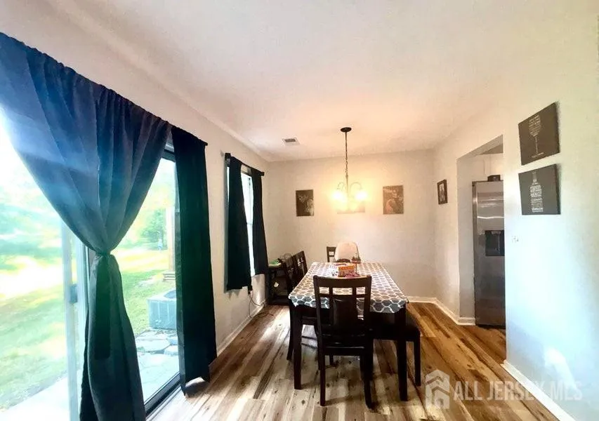 15 Saddle Court Tinton Falls, NJ 07753