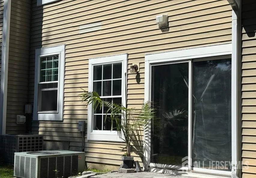 15 Saddle Court Tinton Falls, NJ 07753