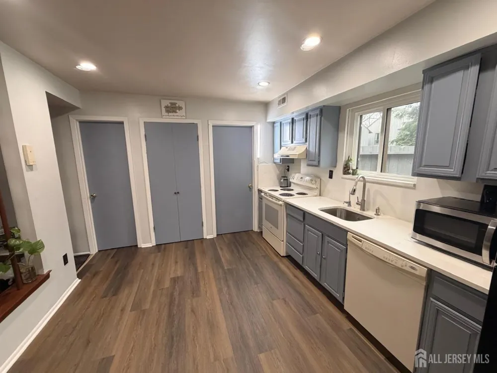 251 Gemini Drive #4A Hillsborough, NJ 08844