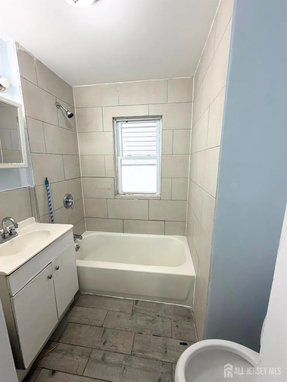 1060 Bond Street #1 Elizabeth, NJ 07201