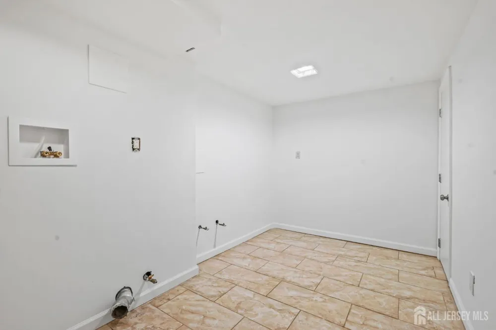 65 Hilliard Road Old Bridge, NJ 08857