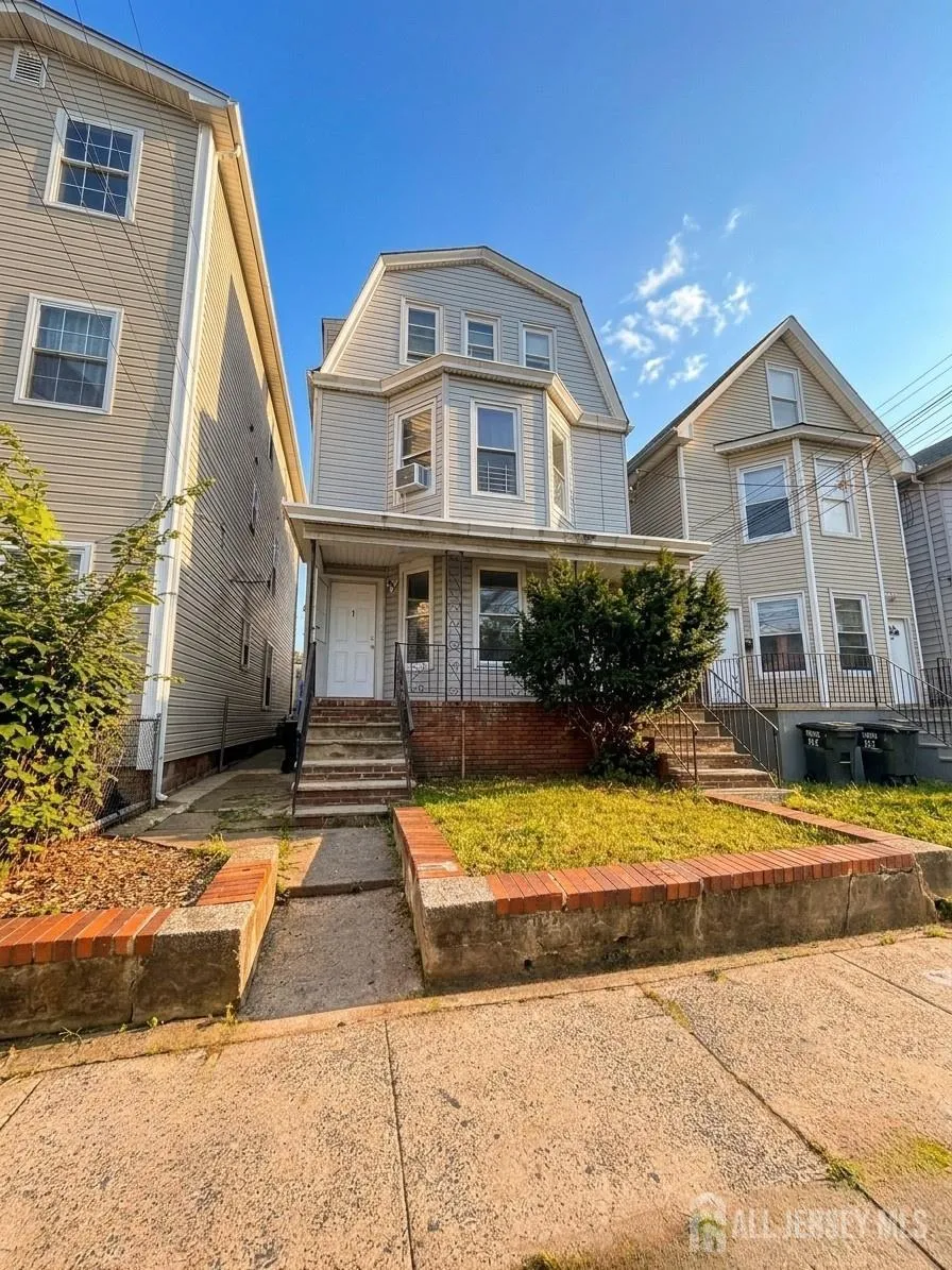 1060 Bond Street #2 Elizabeth, NJ 07201