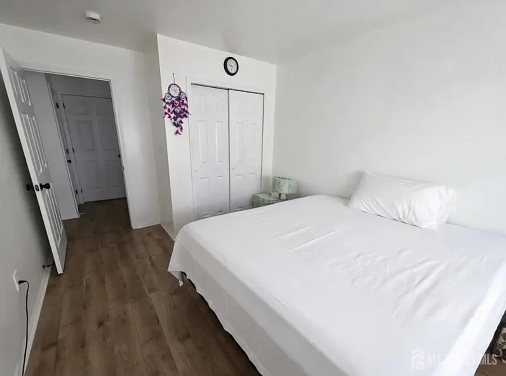 1702 Cypress Lane East Brunswick, NJ 08816