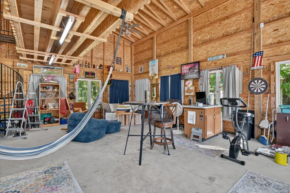 22530 M DRIVE Lee Township, MI 49068