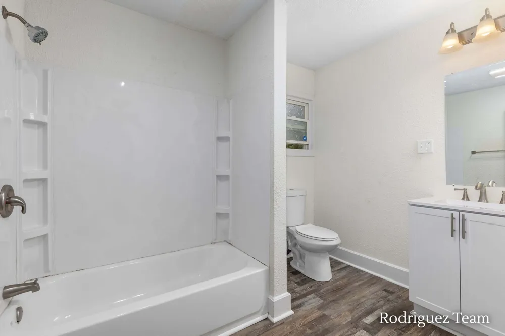 1280 Langeland Avenue Muskegon City, MI 49442