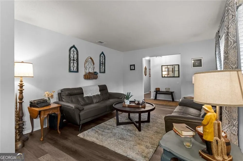 606 Tibet AVE Savannah, GA 31406