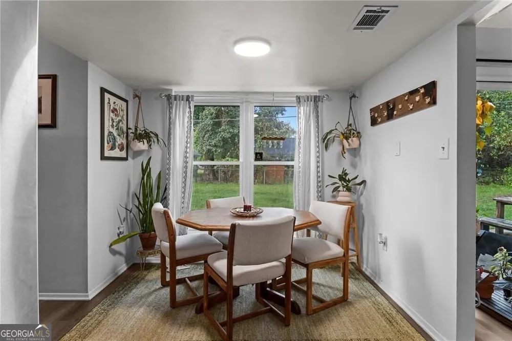 606 Tibet AVE Savannah, GA 31406