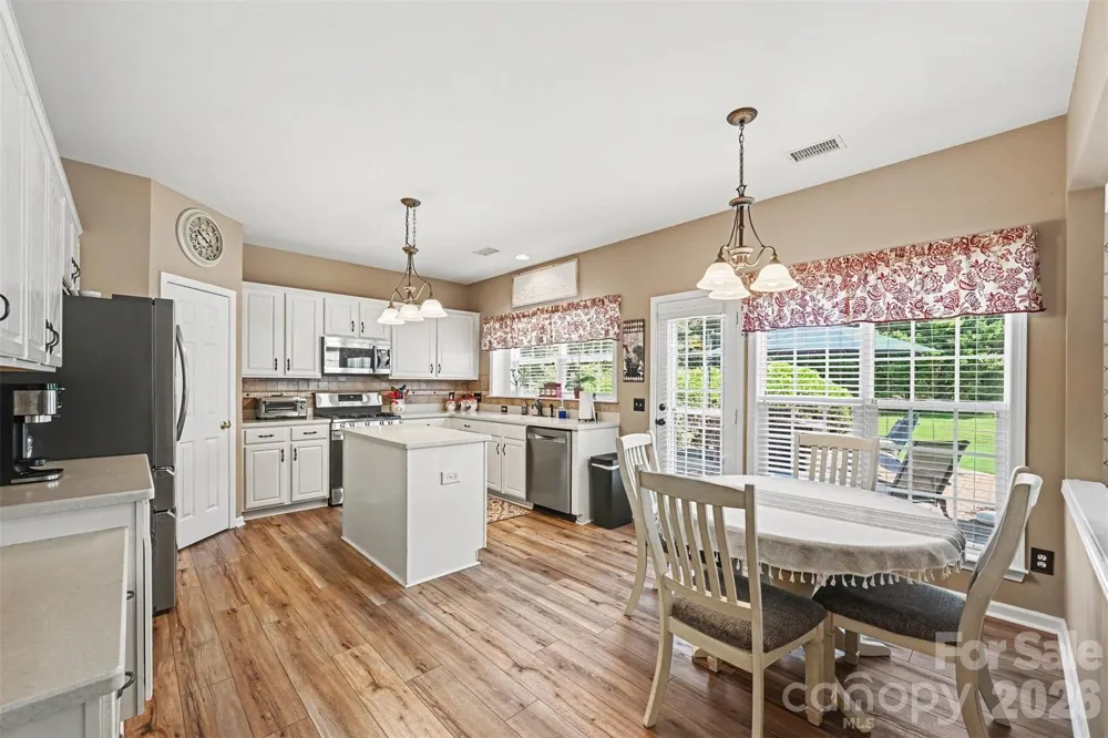 9538 Linden Tree Lane Charlotte, NC 28277