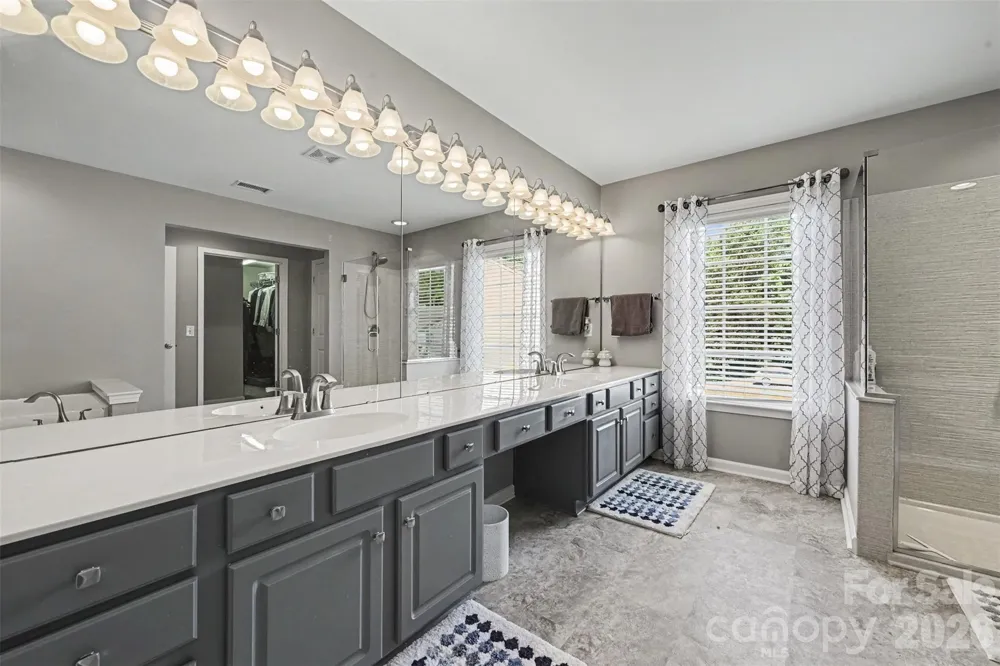 9538 Linden Tree Lane Charlotte, NC 28277