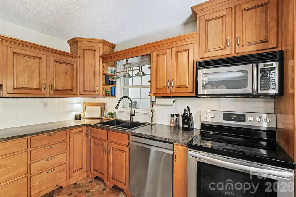 105 Marine Drive Pineville, NC 28134