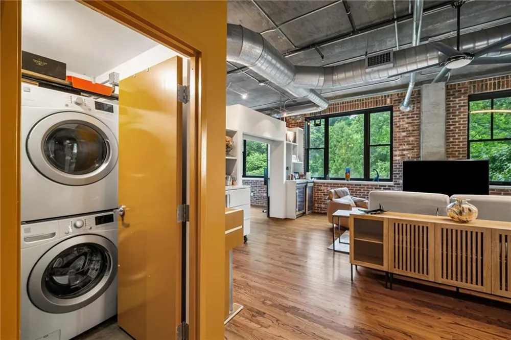 3235 Roswell Road NE #405 Atlanta, GA 30305