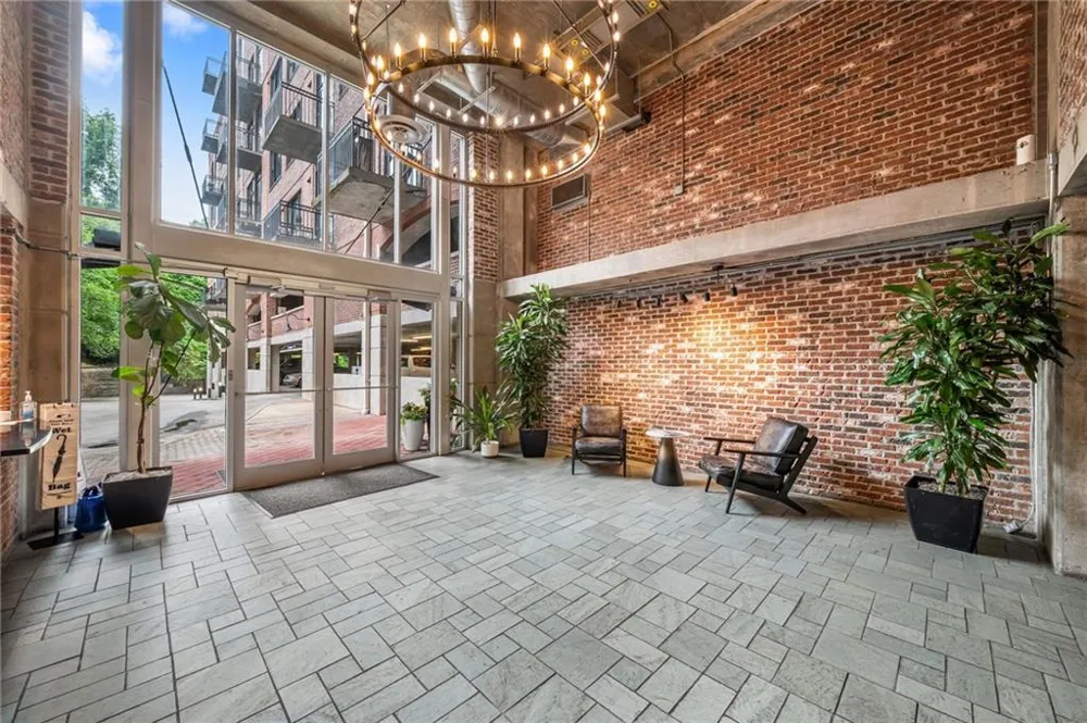 3235 Roswell Road NE #405 Atlanta, GA 30305