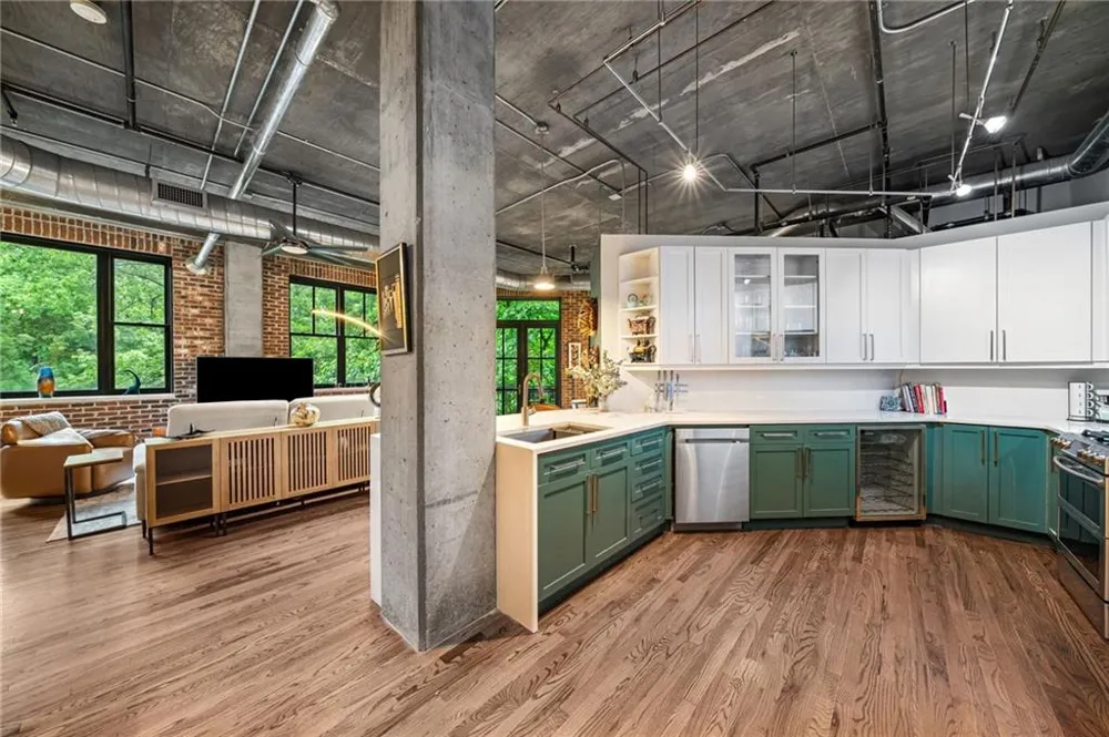 3235 Roswell Road NE #405 Atlanta, GA 30305