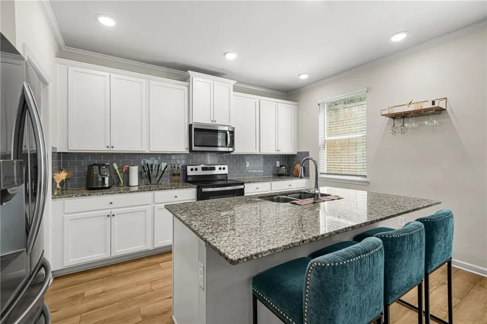 2195 Cormac Street East Point, GA 30344