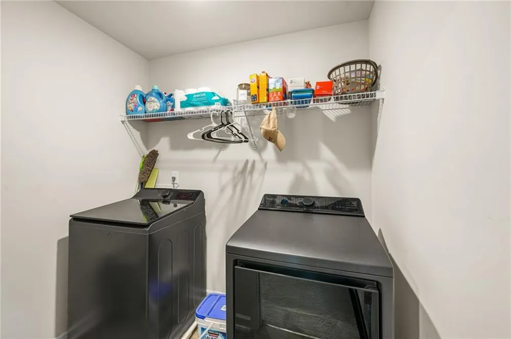 2195 Cormac Street East Point, GA 30344