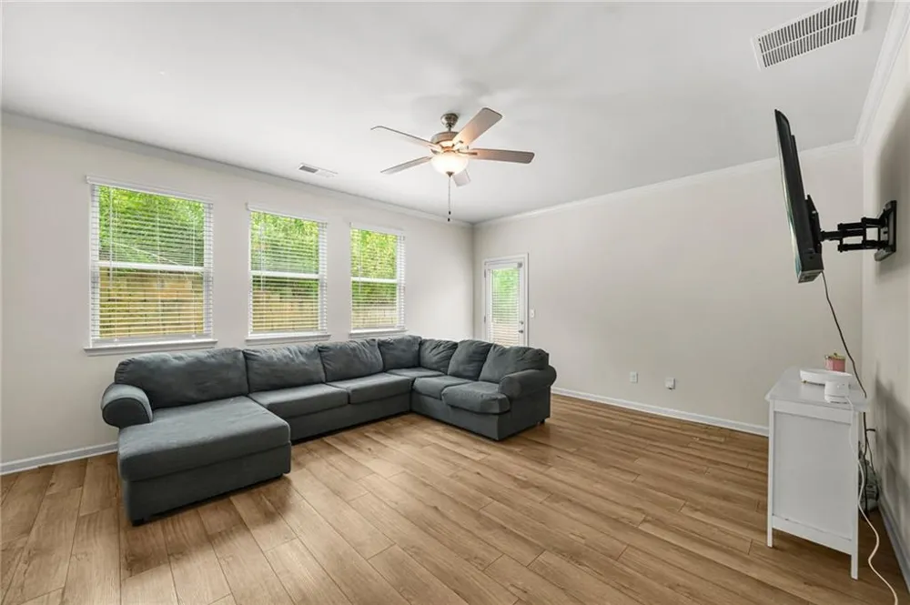 2195 Cormac Street East Point, GA 30344