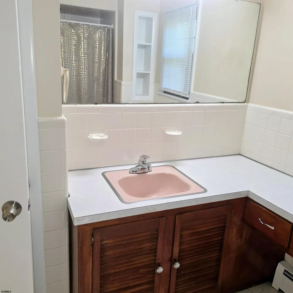 6558 Mill Road Egg Harbor Township, NJ 08234
