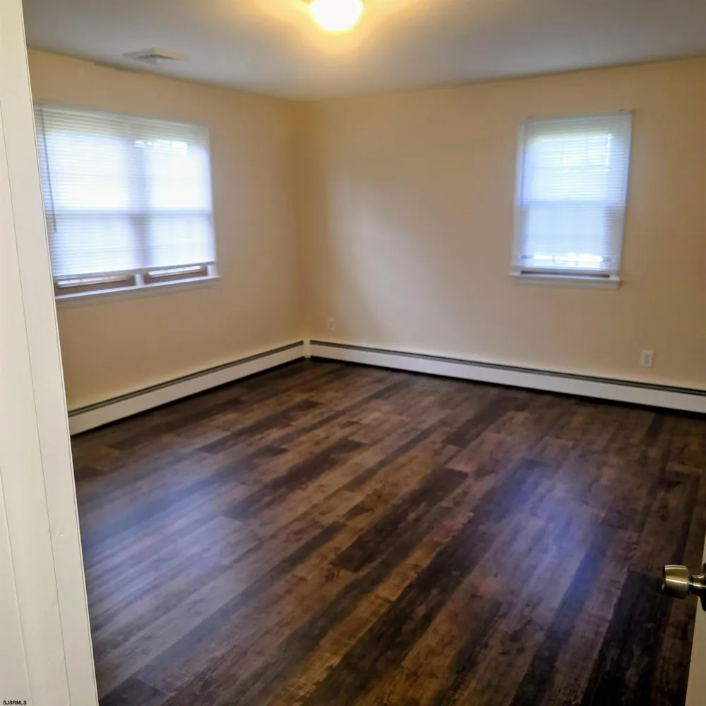6558 Mill Road Egg Harbor Township, NJ 08234