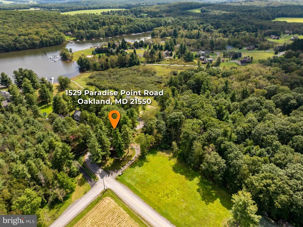 1529 PARADISE POINT ROAD Oakland, MD 21550