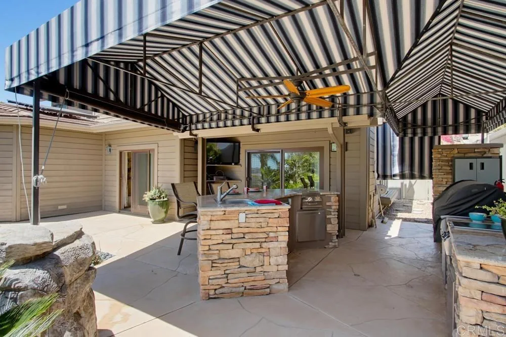 2171 Paseo Grande El Cajon, CA 92019