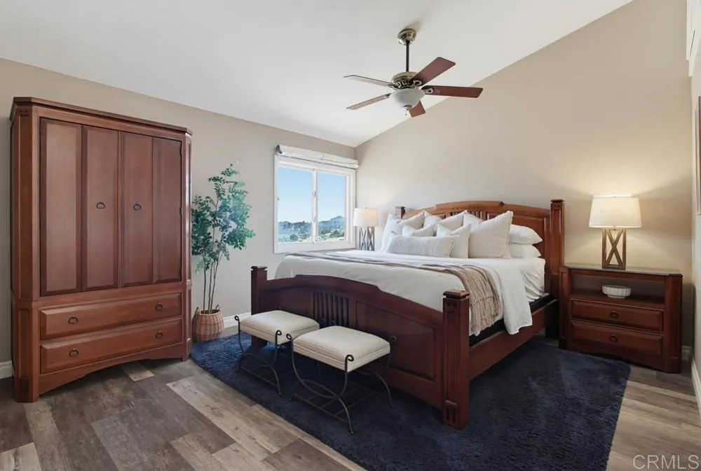 2171 Paseo Grande El Cajon, CA 92019