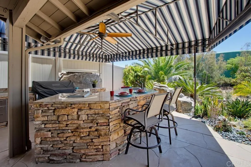 2171 Paseo Grande El Cajon, CA 92019