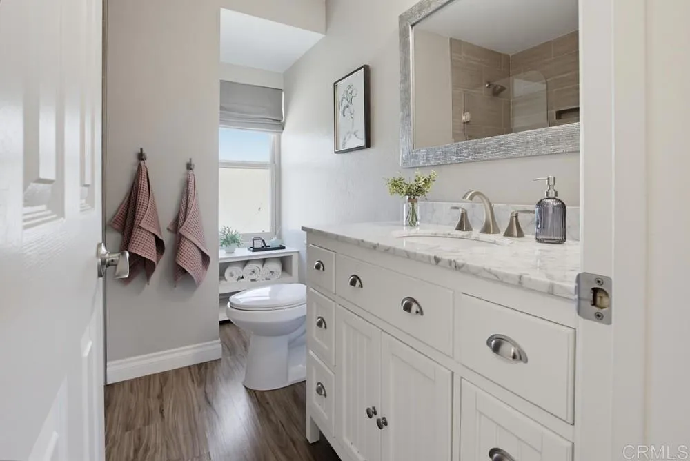 2171 Paseo Grande El Cajon, CA 92019