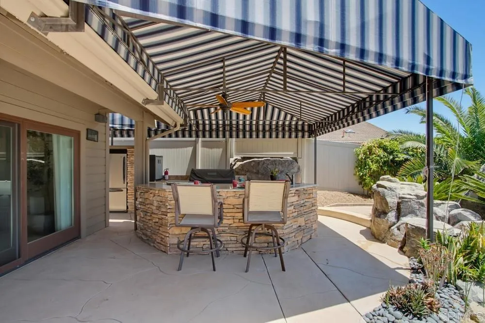 2171 Paseo Grande El Cajon, CA 92019