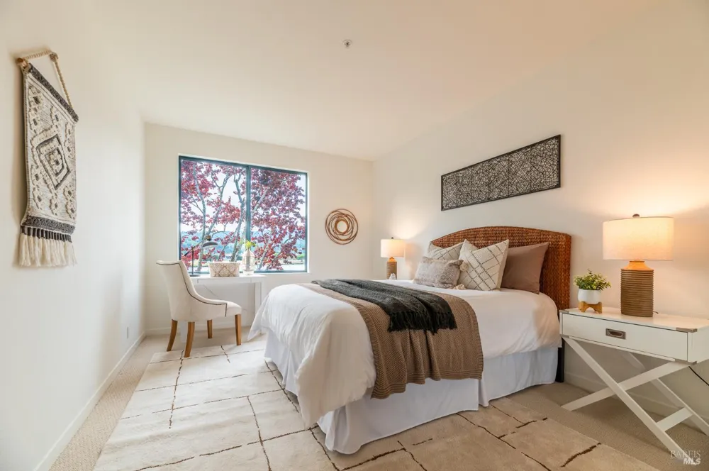6011 Shelter Bay Avenue Mill Valley, CA 94941