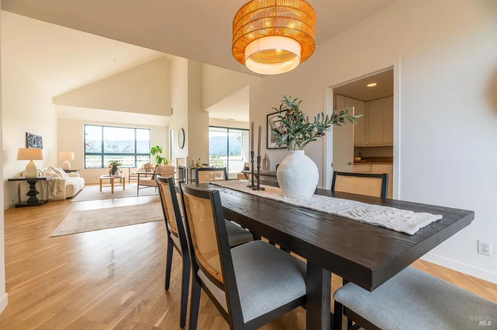 6011 Shelter Bay Avenue Mill Valley, CA 94941