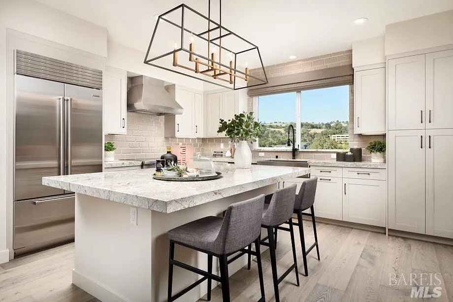 553 Semillon Lane Santa Rosa, CA 95403
