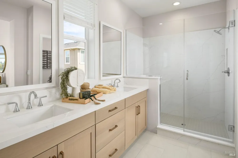 1542 Alegra Street Santa Rosa, CA 95403