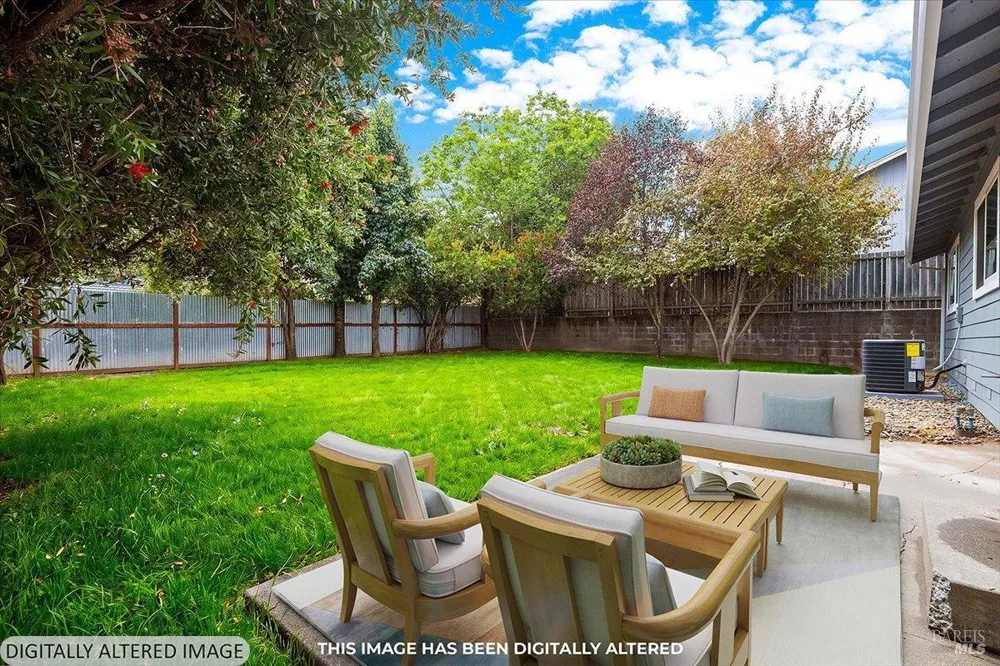 175 Chablis Way Cloverdale, CA 95425