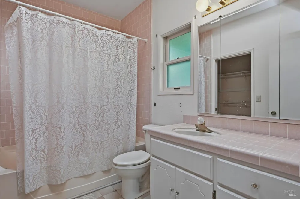 8968 Soda Bay Road Kelseyville, CA 95451