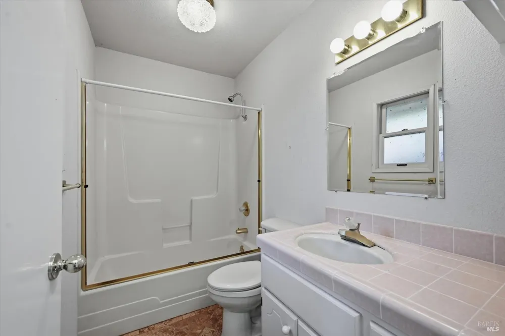 8968 Soda Bay Road Kelseyville, CA 95451