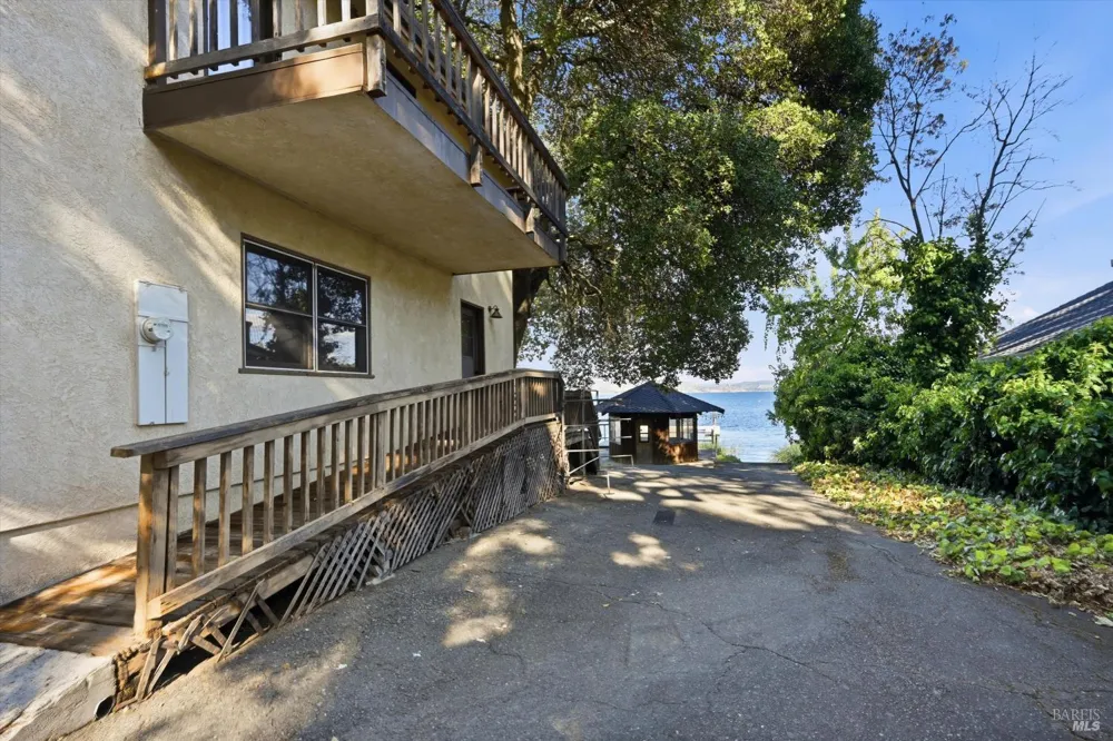 8968 Soda Bay Road Kelseyville, CA 95451